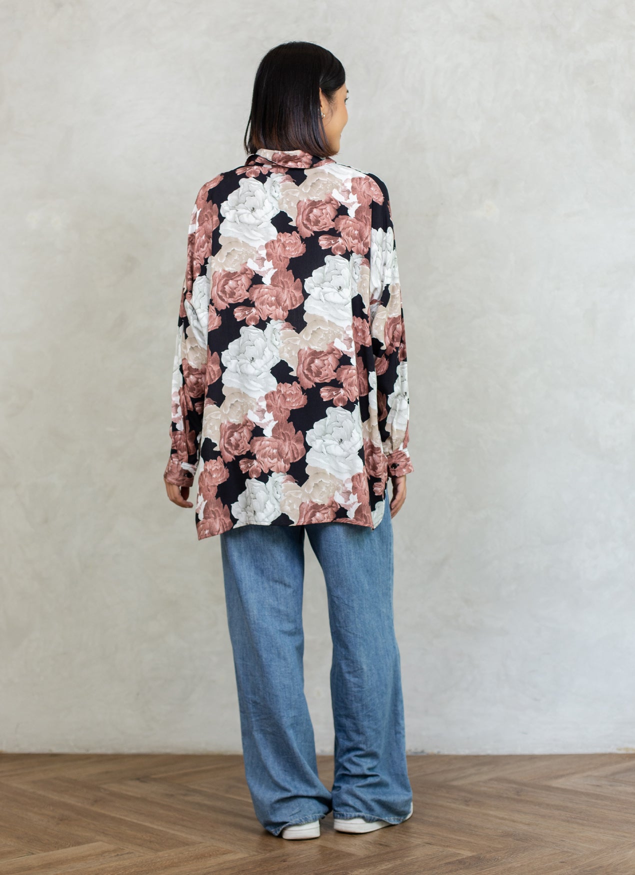 Jangmi Oversized Shirt